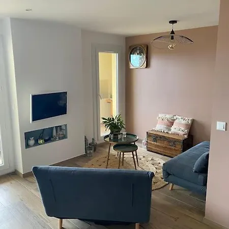 Cocon Idéalement Situé Entre Terre Et *