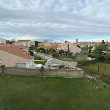 Cocon Idealement Situe Entre Terre Et Appartement