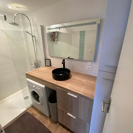 Appartement Cocon Idealement Situe Entre Terre Et